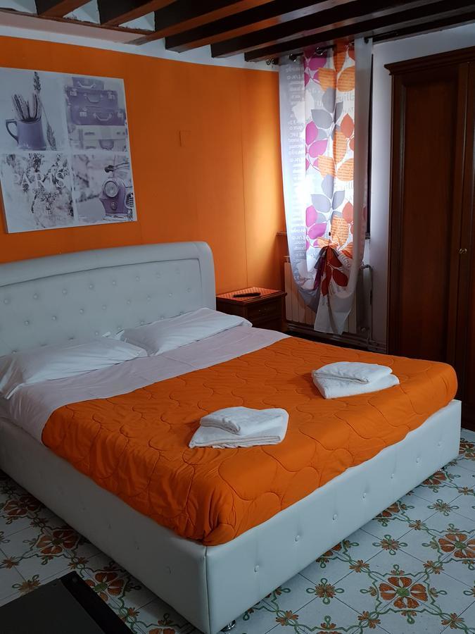 Ca' Del Sol Venezia Bed and Breakfast Buitenkant foto